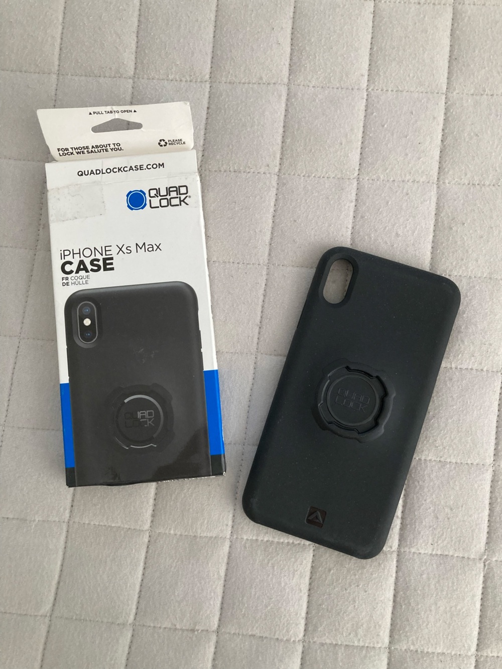 Black iPhone Xs Max Protective Mount Case with Utility Belt Clip